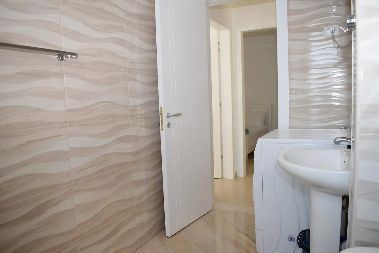 Elin Apartment - 085 Vlore Albania